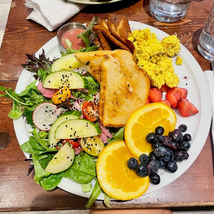photo of Revelstoke Cafe West coast breakfast shared by @thealexrae on  01 Aug 2023 - review