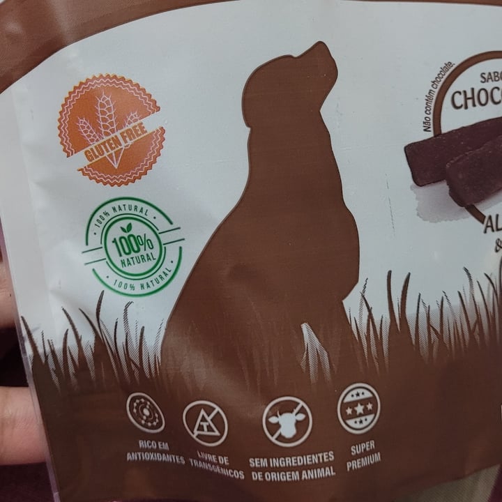 photo of Pet vegan Produtos Naturais para Pets snacks naturais chocolate shared by @rosane0207 on  21 Mar 2023 - review