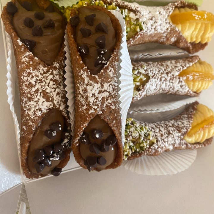 photo of Leccornie Cannolo shared by @elisaleone on  27 Mar 2023 - review