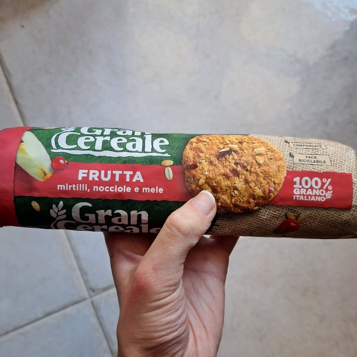 photo of Gran Cereale Biscotti con mirtilli nocciole mele shared by @giuliasmart on  19 Mar 2023 - review