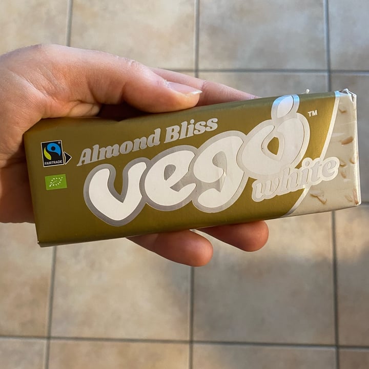 photo of Vego Almond bliss Vego white shared by @violetglasses on  03 Mar 2023 - review