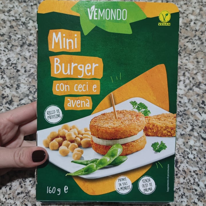 photo of Vemondo mini burger avena e ceci shared by @genea on  18 Apr 2023 - review