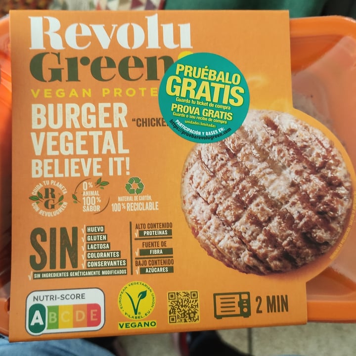 photo of Revolu Green Burger Vegetal "Chicken Style" shared by @lolacreta on  09 Feb 2023 - review