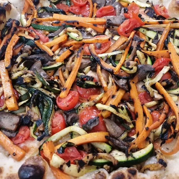 photo of La Dragonara Ristorante & Pizzeria Pizza Con Verdure Grigliate shared by @giovy on  24 Mar 2023 - review