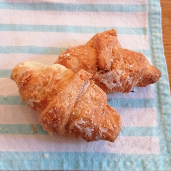 photo of Il frescofresco Mini Croissant shared by @flowersallround on  22 Apr 2023 - review