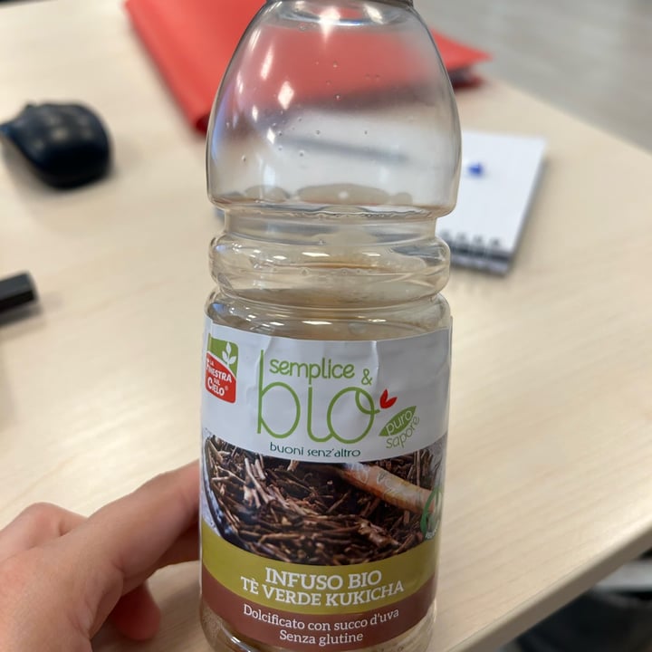 photo of Semplice e bio infuso bio tè verde kukicha shared by @rebecvz on  18 Jul 2023 - review