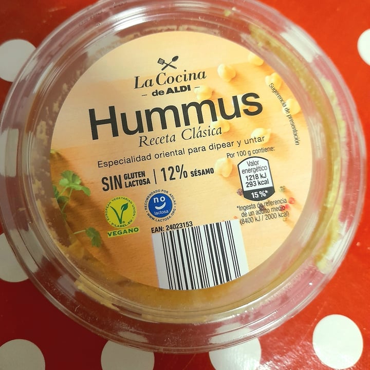 photo of ALDI Hummus (Natural) shared by @irmandadeantispecist on  31 May 2023 - review