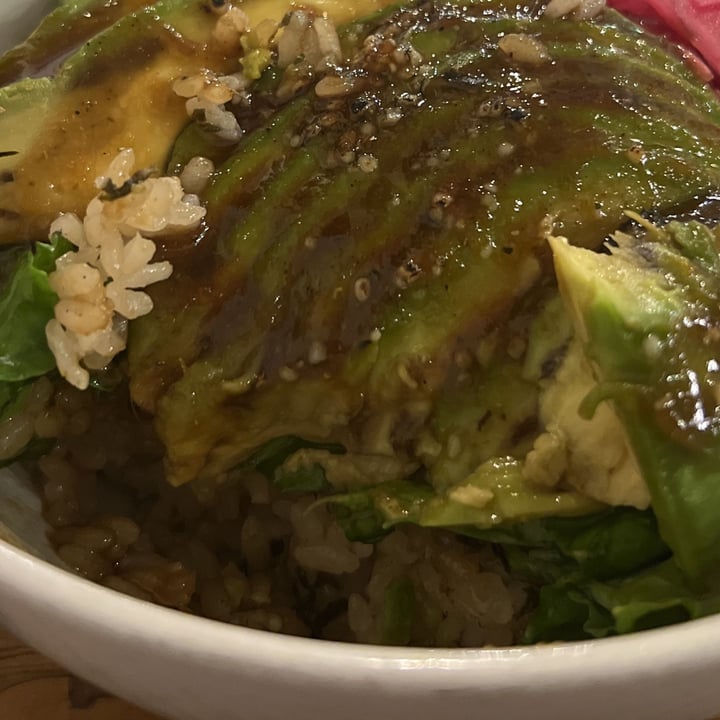 photo of Hemp Cafe Tokyo Grilled avocado rice bowl shared by @nbernal25 on  12 Jul 2023 - review
