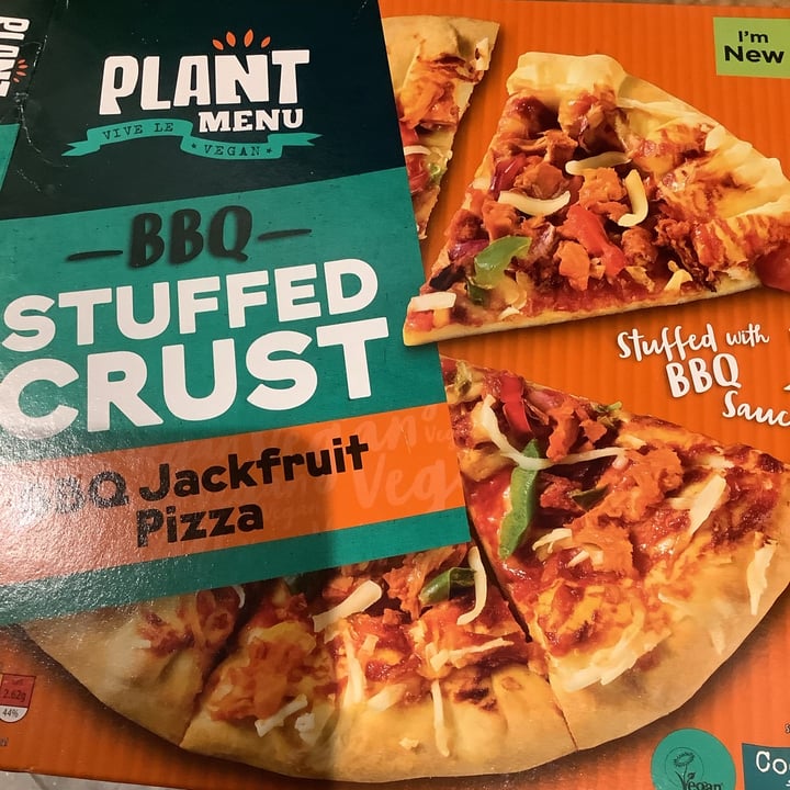 photo of Plant Menu Stuffed Crust BBQ Jackfruit Pizza shared by @cinnamonbun on  29 Dec 2022 - review