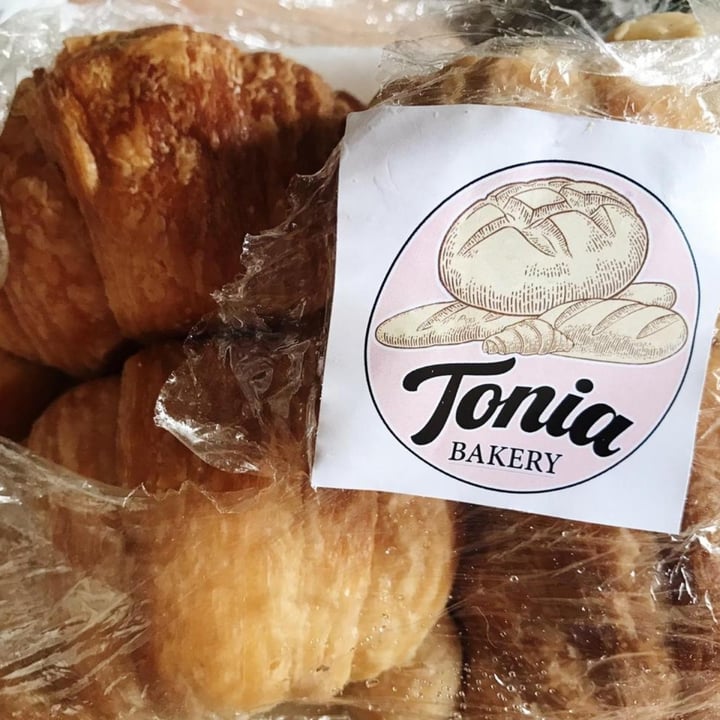 photo of Tonia Bakery Medialunas shared by @meripan on  13 Apr 2023 - review