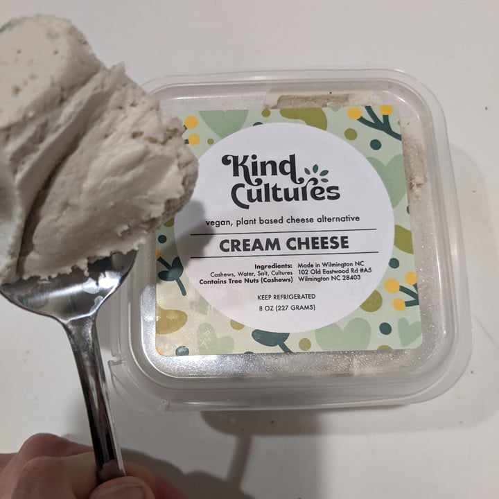 photo of Kind Cultures Cream Cheese shared by @carmarie on  04 Apr 2023 - review