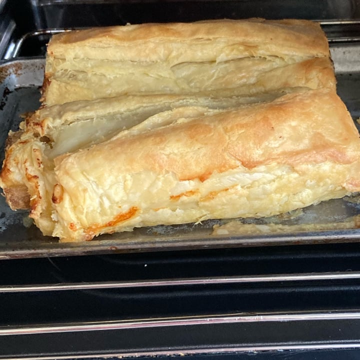photo of Simple Truth 2 Plant-based Sausage Rolls shared by @ctfloof on  18 Apr 2023 - review
