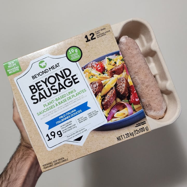 photo of Beyond Meat Beyond Sausages Mild Italian shared by @naeemnedaee on  27 Dec 2022 - review
