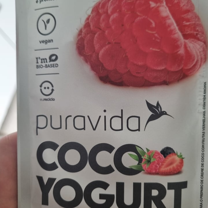 photo of puravida Coco Yogurt Frutas Vermelhas  shared by @mmfabi on  22 Apr 2023 - review