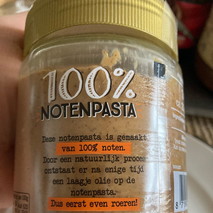 photo of Albert Heijn AH 100% Notenpasta pinda cashew shared by @alejandrapen on  24 Mar 2023 - review