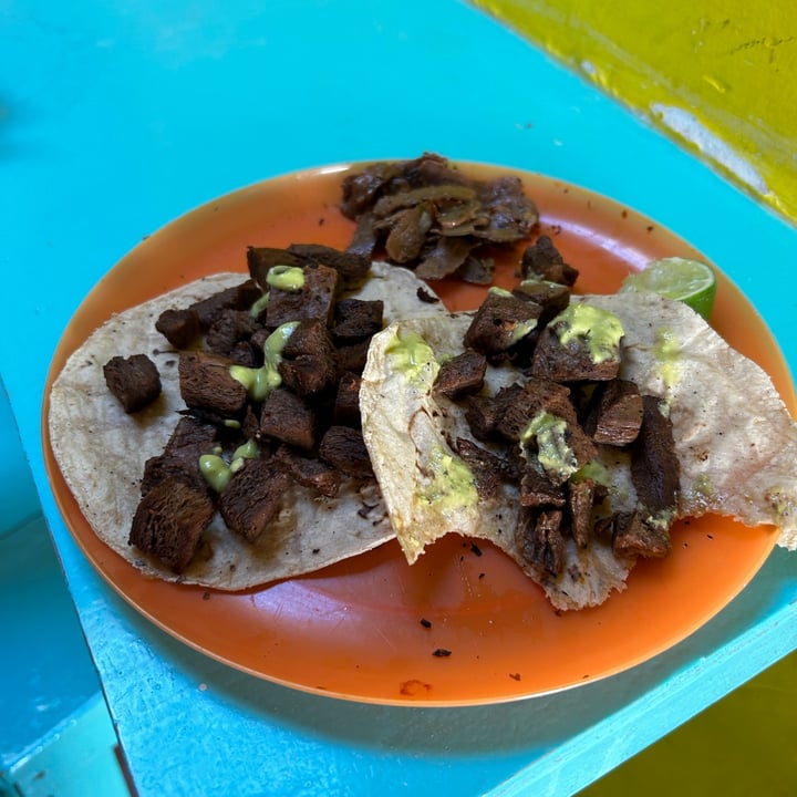 photo of Tacotlan Vegano Tacos Ahumados shared by @nathlena19 on  29 Dec 2022 - review