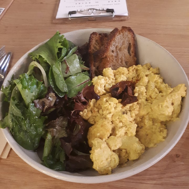 photo of ZEITGEIST café - vegan coffee & cake Scramble bowl shared by @sopandaroux69 on  17 Jul 2023 - review