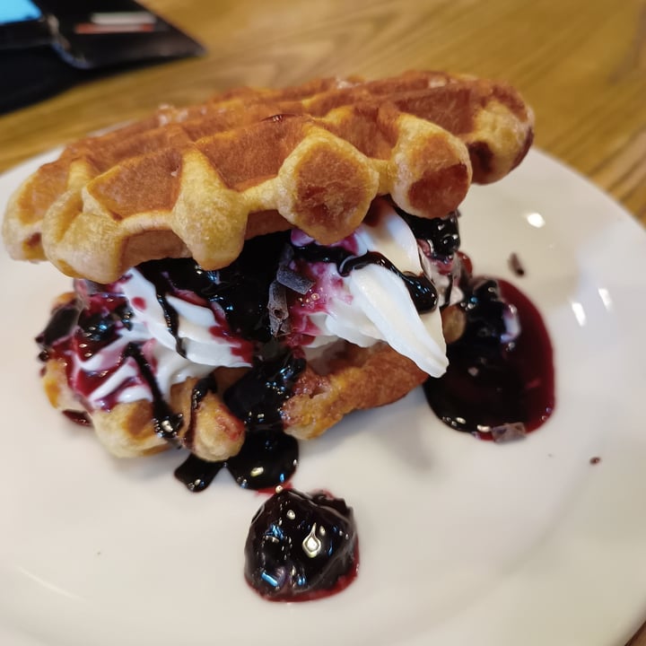 photo of VGN Boulevard Berry Waffle shared by @veganrainbowfoxes on  10 Apr 2023 - review
