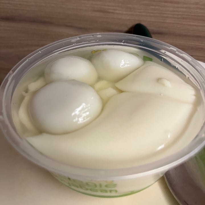photo of Selegie Soya Bean peanut glutinous balls with beancurd shared by @soy-orbison on  06 Apr 2023 - review