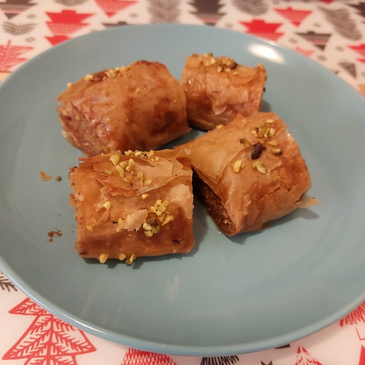 photo of Orient Experience Snc Venezia Baklava shared by @lllobaa on  17 May 2023 - review