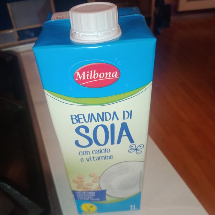 photo of Milbona Latte di soia shared by @lindanichilist on  13 Jun 2023 - review