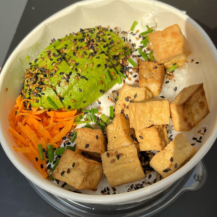 photo of UADE sushi bowl vegano shared by @magicvegan on  10 Apr 2023 - review