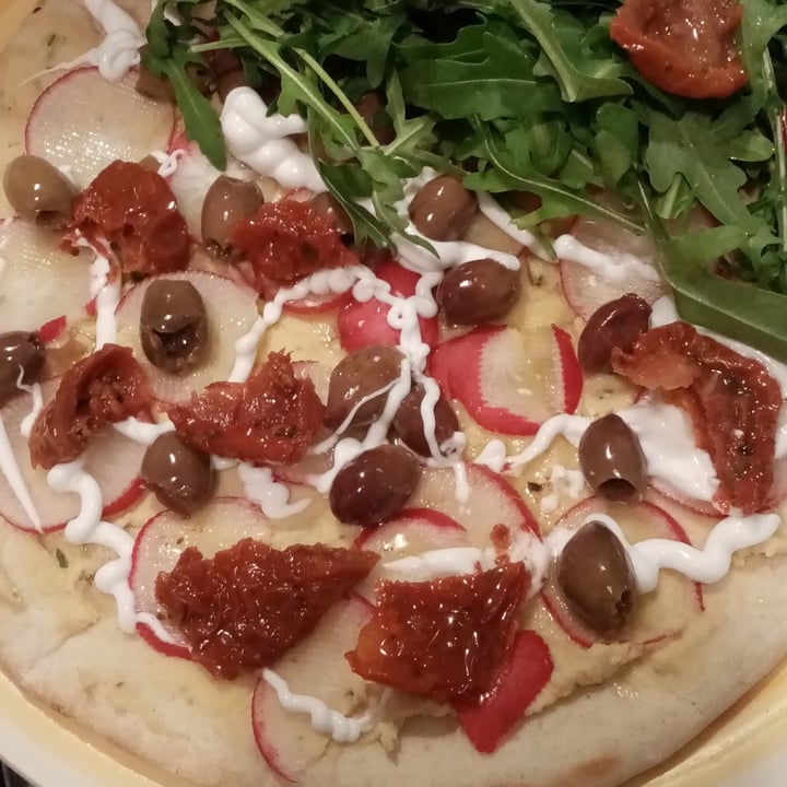 photo of Parma is Hummus crudo di ceci shared by @valeveg75 on  08 Apr 2023 - review