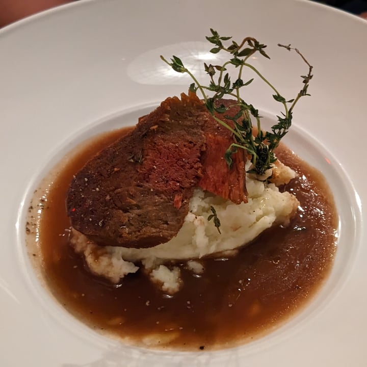 photo of Coletta "Steak" Filet With Mashed Potatoes shared by @iszy on  19 May 2023 - review