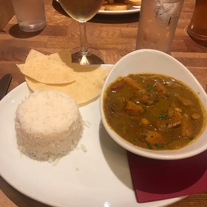 photo of Hootananny Vegetable chickpeas curry shared by @llonguetina on  04 Jul 2023 - review