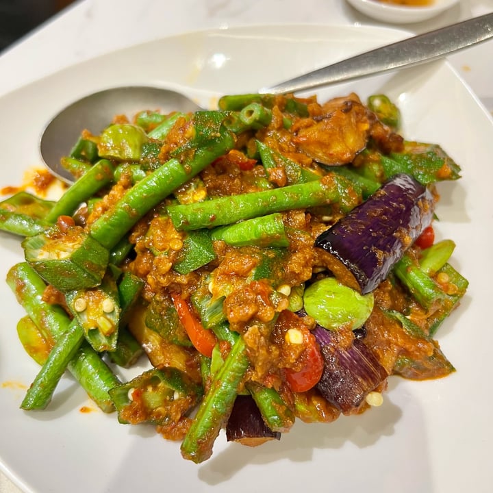photo of Whole Earth Penang Sambal King shared by @joonas on  13 Apr 2023 - review