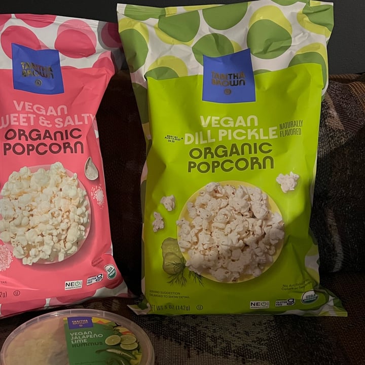 photo of Tabitha Brown vegan dill pickle popcorn shared by @ksvegan17 on  12 Feb 2023 - review