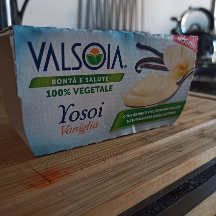 photo of Valsoia Yogurt alla vaniglia shared by @guizzo on  28 Jan 2023 - review