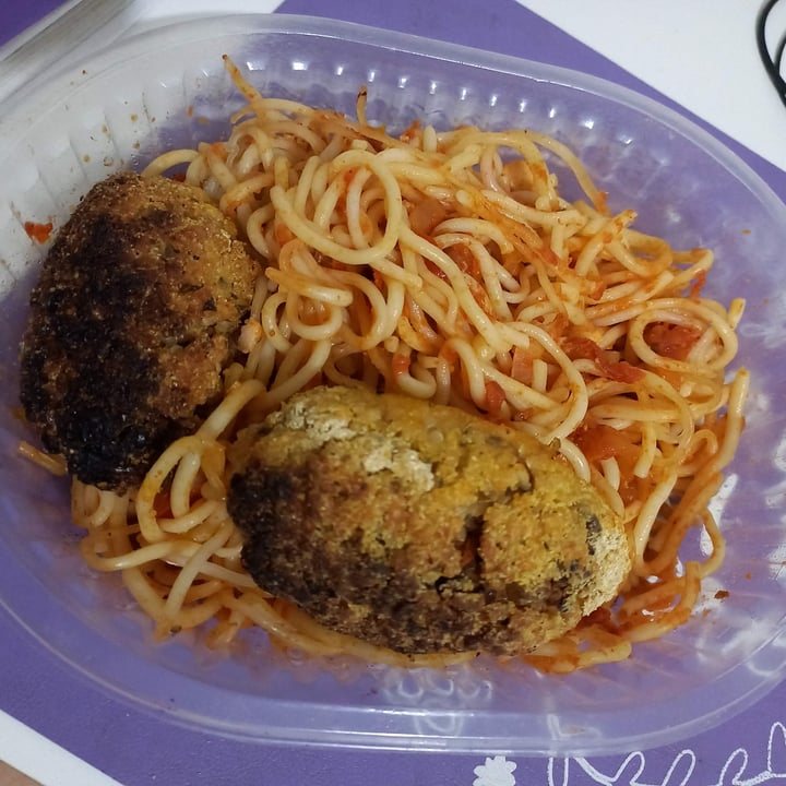 photo of La pacha artesanal Arancinis con fideos de arroz shared by @biancapistoni on  19 Jan 2023 - review