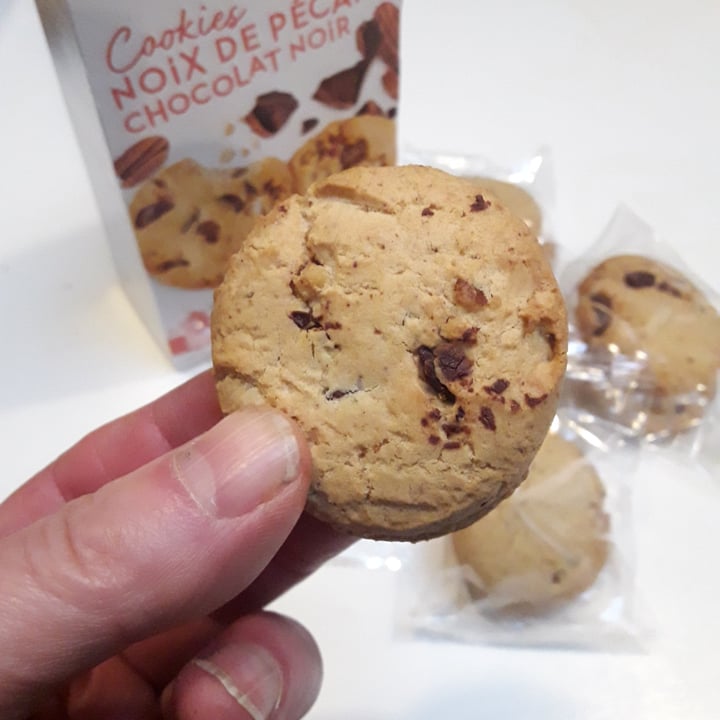 photo of Le Moulin Du Pivert Cookies Noix de Pécan Chocolat Noir shared by @peter-plant-power on  16 Feb 2023 - review