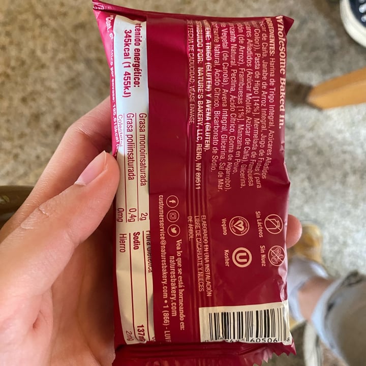 photo of Nature's Bakery Blueberry Fig Bar And Raspberry Fig Bar shared by @antiangel on  07 Aug 2023 - review