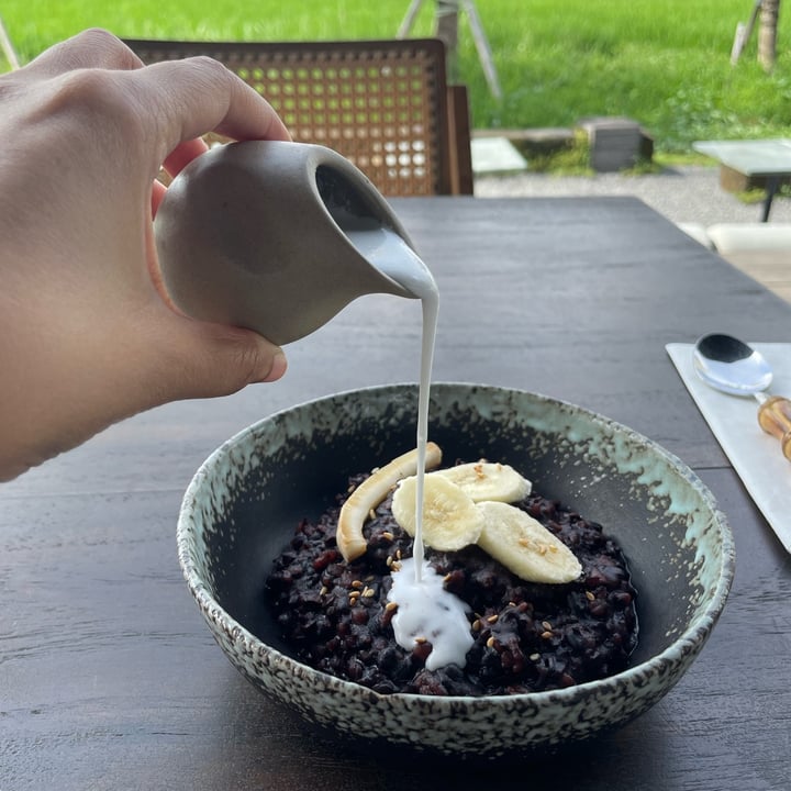 photo of UMANE Cafe Black Rice Pudding shared by @healthywithakriti on  09 Apr 2023 - review