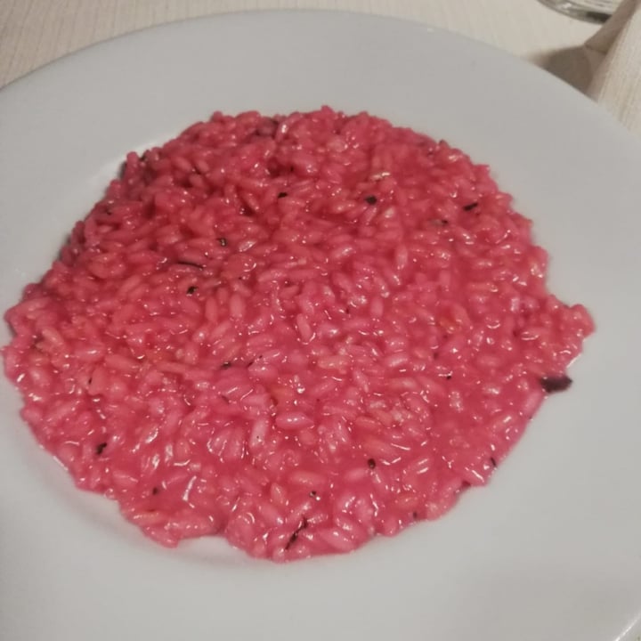 photo of Scuderie del Peschio Risotto al campari mantecato con burro di cacao shared by @davidedisisto on  08 Aug 2023 - review