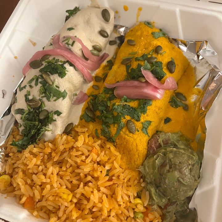 photo of Ed's Cantina & Grill Vegetable Enchiladas shared by @liberationbby on  02 Feb 2023 - review