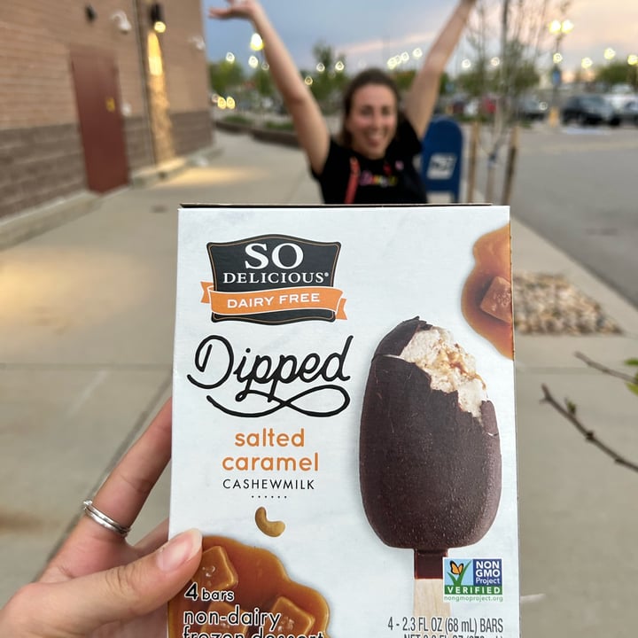 photo of So Delicious Dairy Free Dipped Salted Caramel Cashewmilk Ice Cream Bars shared by @izzyyrey on  30 May 2023 - review