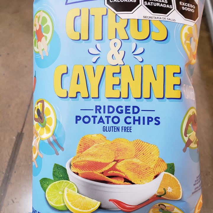 photo of H-E-B Citrus & Cayenne shared by @vellang on  29 Jul 2023 - review