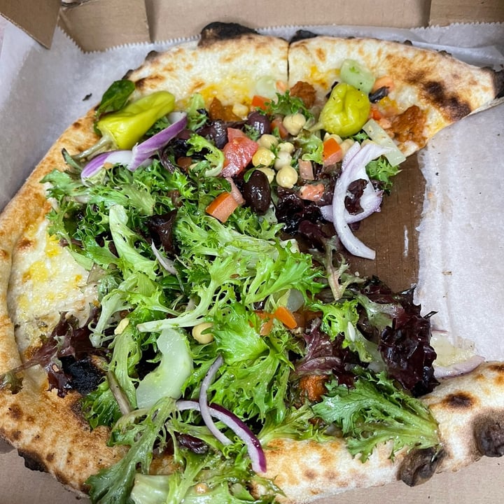 photo of Corvo Bianco Wood Fired Pizza Greek Salad Pizza shared by @manuelaw on  30 Dec 2022 - review