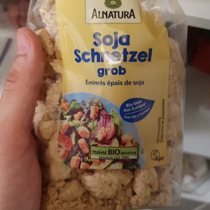 photo of Alnatura Soja Schnetzel Grob shared by @mariencd on  22 May 2023 - review