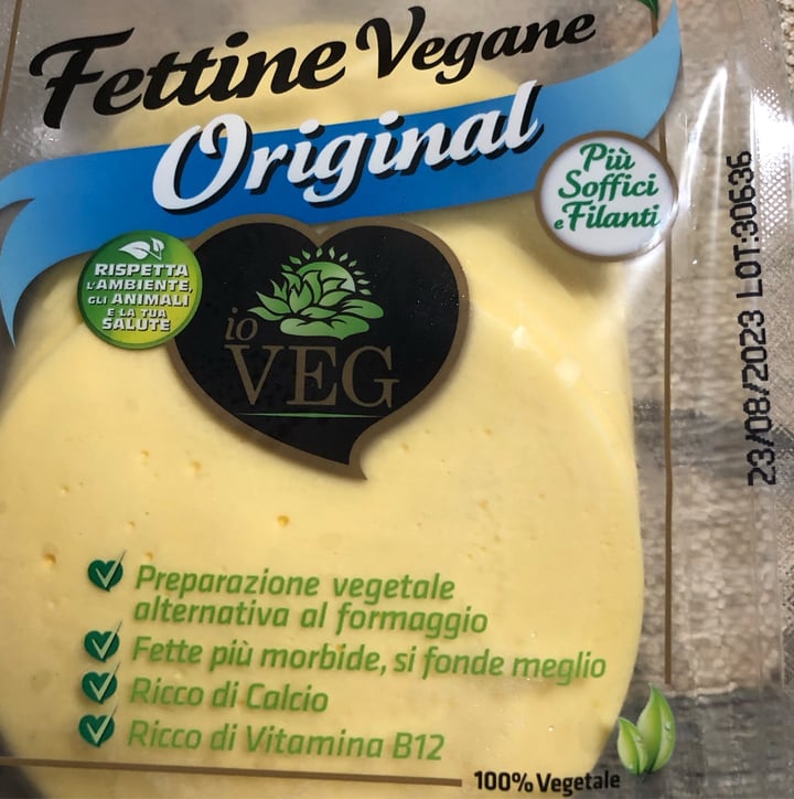 photo of ioVEG Fettine vegane Original shared by @carlanadianc on  21 Apr 2023 - review