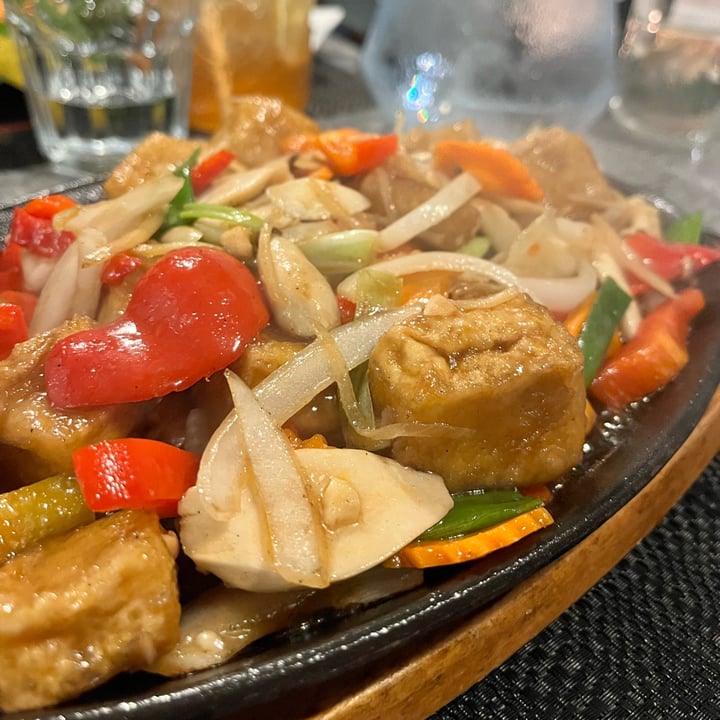 photo of Ocean Thai Ocean Sizzling Tofu shared by @charlee-whiskee on  18 Feb 2023 - review