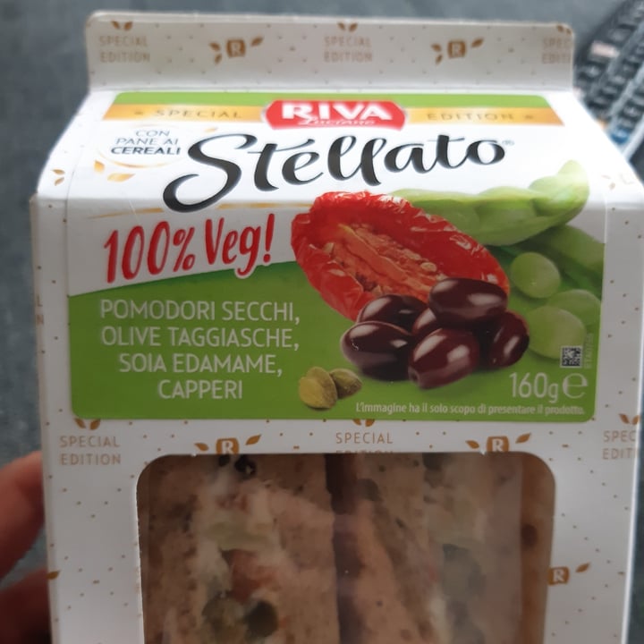 photo of Riva stellato pomodori secchi, olive taggiasche, edamame e capperi shared by @laetitia16 on  24 May 2023 - review