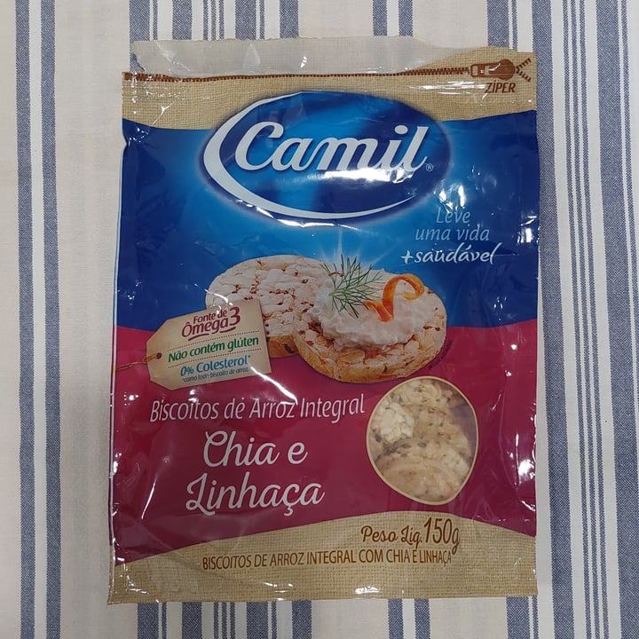 photo of Camil Biscoito de Arroz Integral com Chia e Linhaça shared by @jcasati on  19 Jun 2023 - review