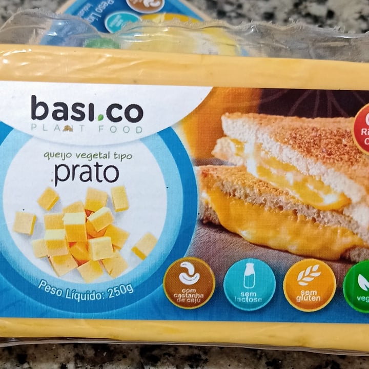 photo of Basi.co Queijo Vegetal tipo prato shared by @alinedemoura on  18 Jun 2023 - review