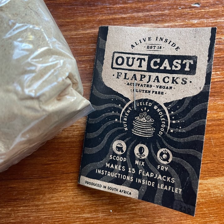 photo of Outcast Foods Wholefood Flapjacks shared by @thehumblechickpea on  02 Mar 2023 - review
