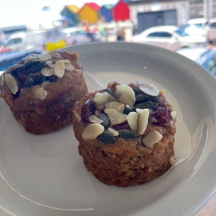 photo of KAUAI Muizenberg Carrot Cake shared by @upmyeco on  13 Jan 2023 - review