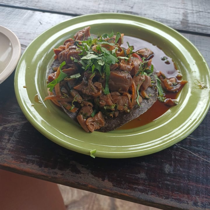 photo of Veggie Veggie Street Food Tostada de Ceviche shared by @suxyara on  03 Feb 2023 - review